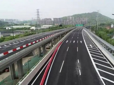 高速公路指示標(biāo)線